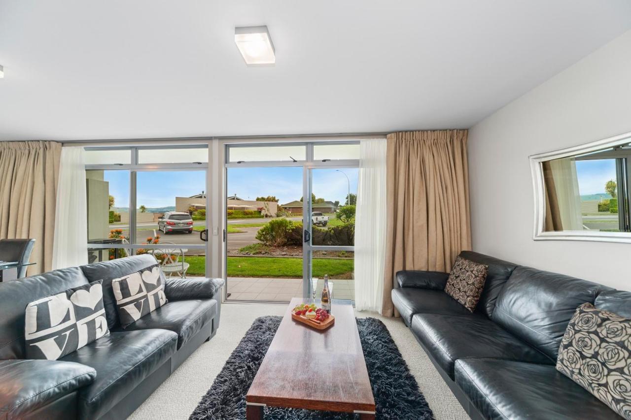Affordable One Bedroom Apartment Lake Taupo C4 ภายนอก รูปภาพ